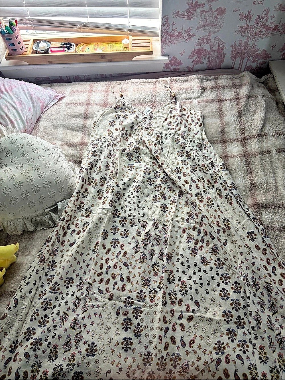 Old Navy Sleeveless Boho Maxi Dress Paisley White & Brown Large